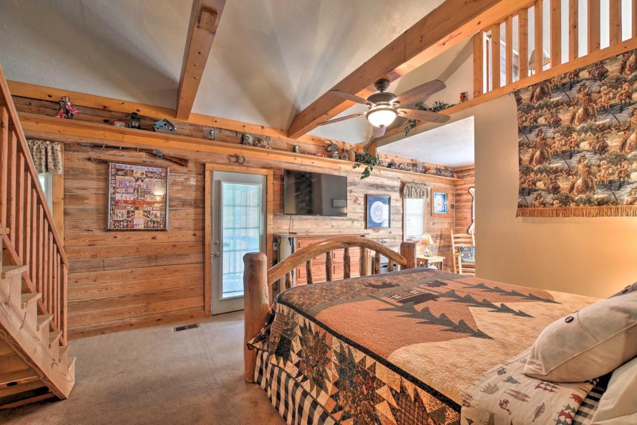 Tenn River Cabin With Hot Tub - 10 Mi To Чаттануга Экстерьер фото