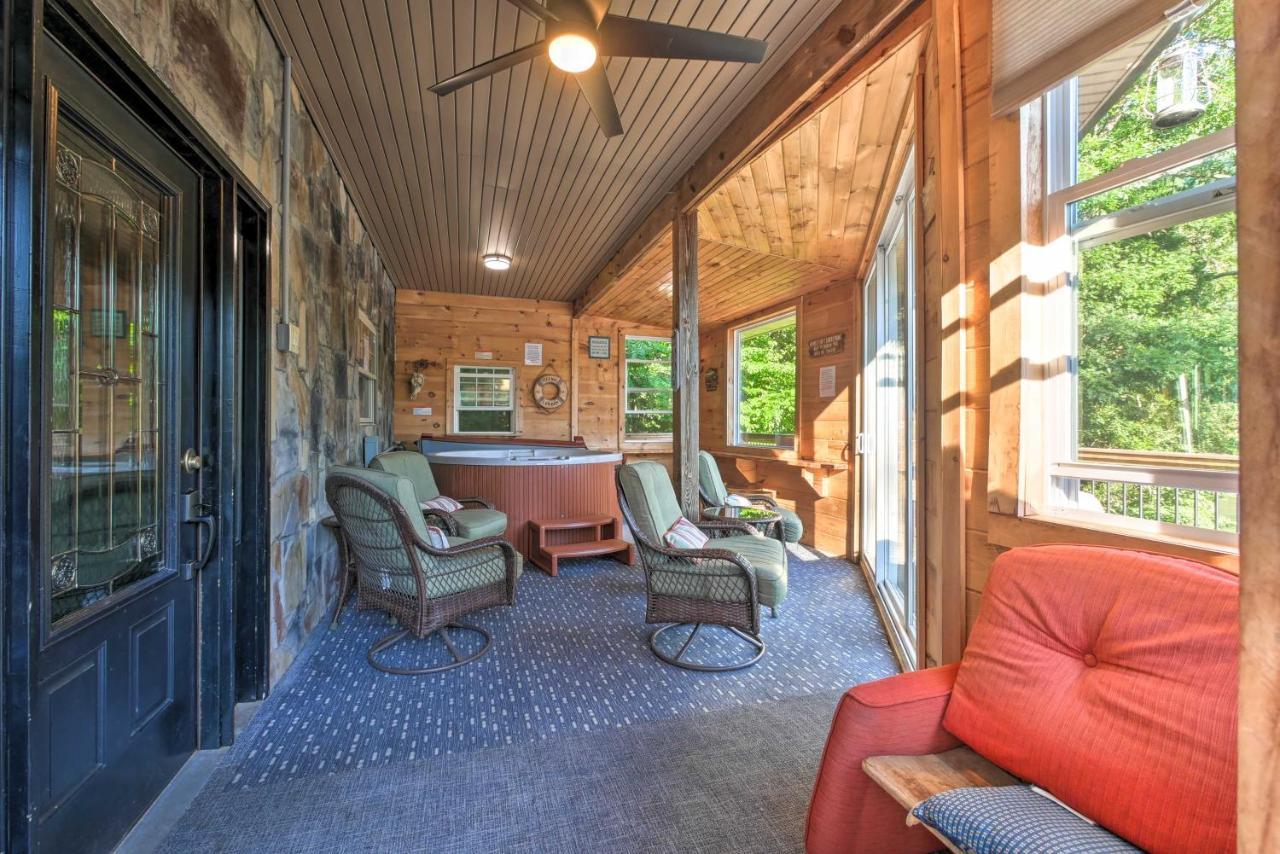 Tenn River Cabin With Hot Tub - 10 Mi To Чаттануга Экстерьер фото